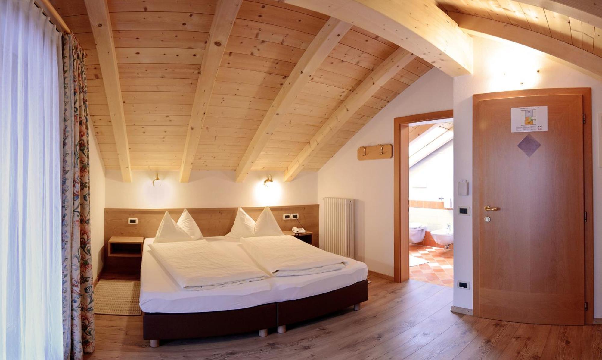 Residence Rautal B&B ***S San Vigilio Di Marebbe Habitación foto